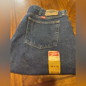 Wrangler Relaxed Fit Jeans